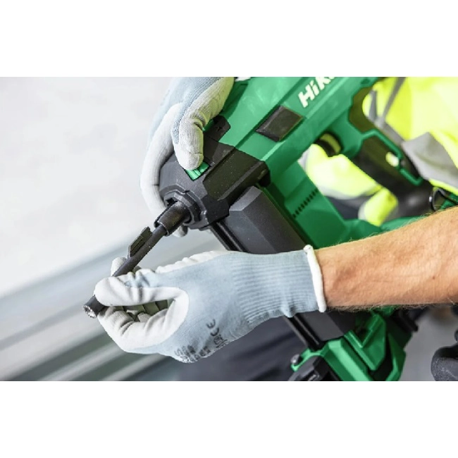 Vendita online Chiodatrice a batteria 18V NC1840DAW3Z corpo macchina